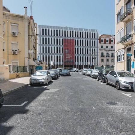 Sunny Terrace Apt, Close To Downtown! 2 Bedroom Flat Lisboa Exterior foto