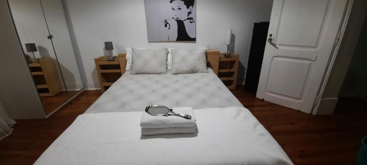 Sunny Terrace Apt, Close To Downtown! 2 Bedroom Flat Lisboa Exterior foto
