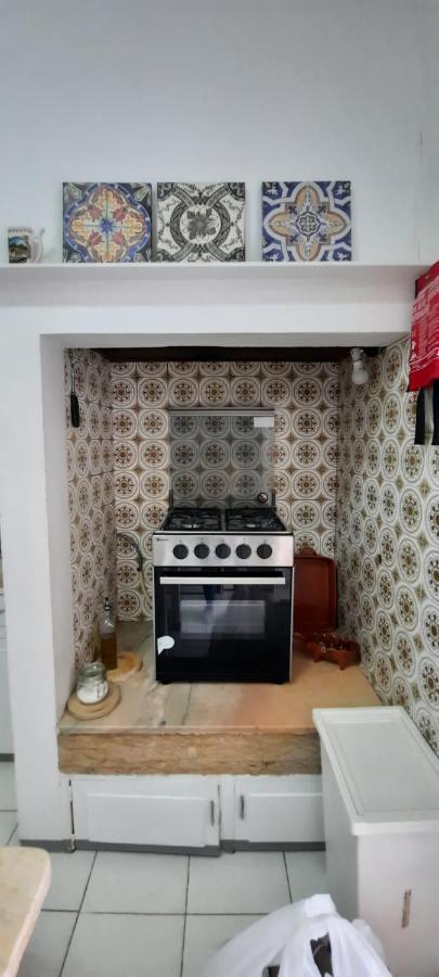 Sunny Terrace Apt, Close To Downtown! 2 Bedroom Flat Lisboa Exterior foto