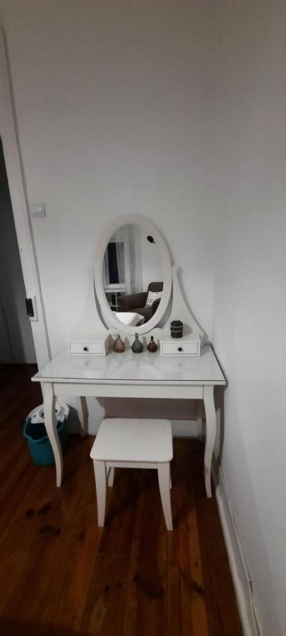 Sunny Terrace Apt, Close To Downtown! 2 Bedroom Flat Lisboa Exterior foto